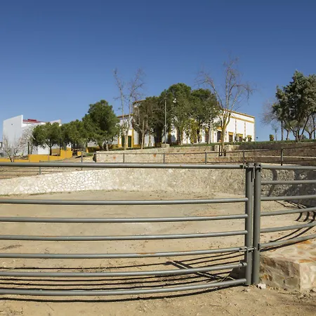 فندق Bodega El Moral